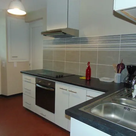 Nyaraló 325 Route Du Fourou *