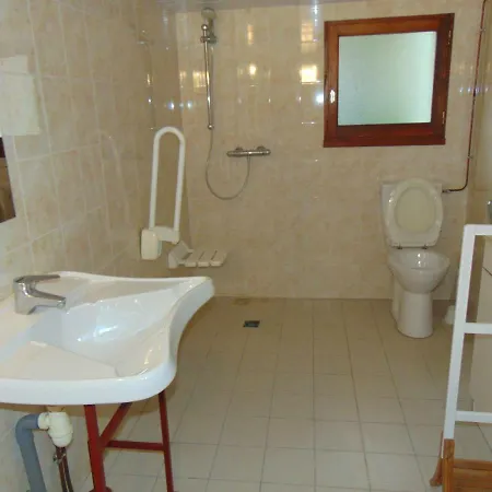 325 Route Du Fourou * Yzosse